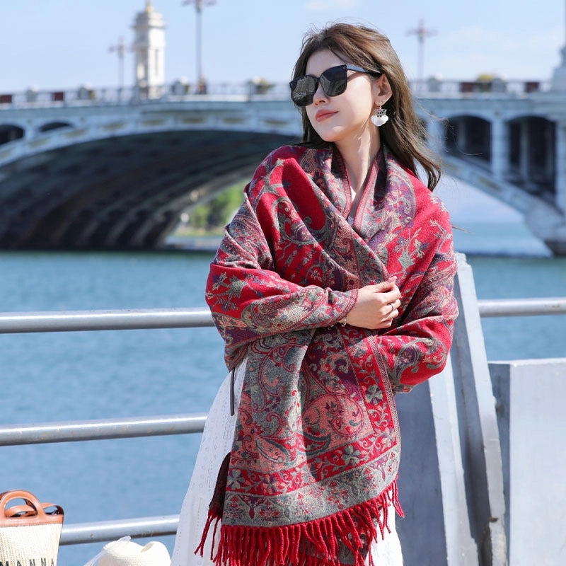 Yunnan Lijiang Tourism New Shawl Ethnic Style Scarf Women’s Retro Cape Thickened Cashmere Scarf