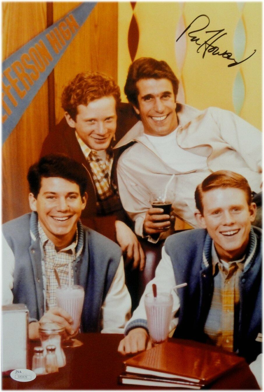 Ron Howard Signed Autographed 10X15 Photo Poster painting Happy Days Sitting at table JSA COA