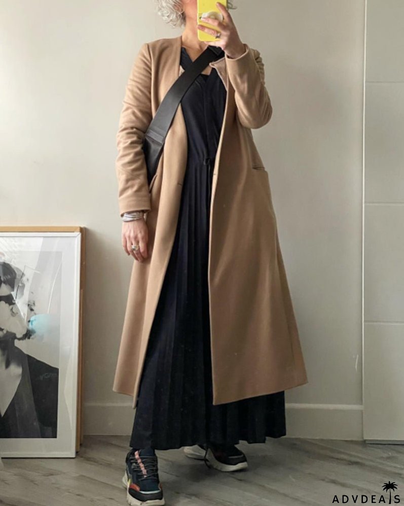 Pleated V-neck Dress in Solid Color