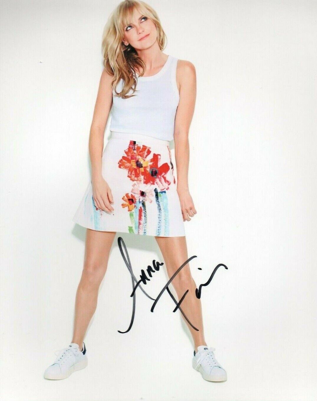 Autographed Anna Faris signed 8 x 10 Photo Poster painting Great Condition