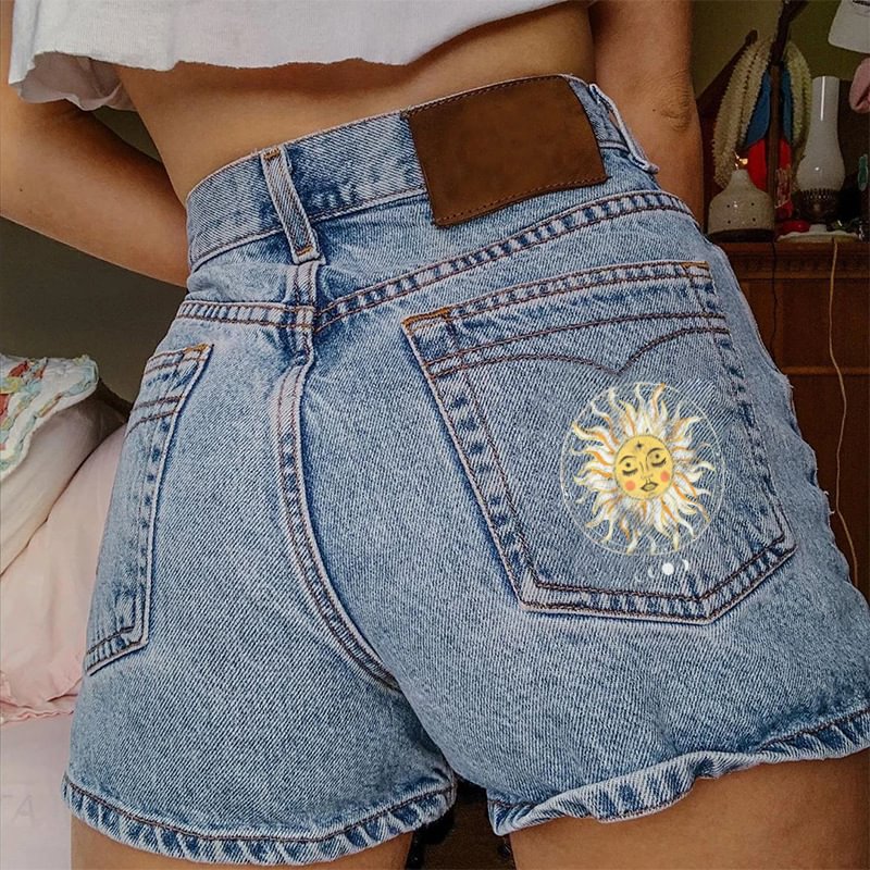 Minnieskull Fashionable sun graphic ladies' summer short jeans