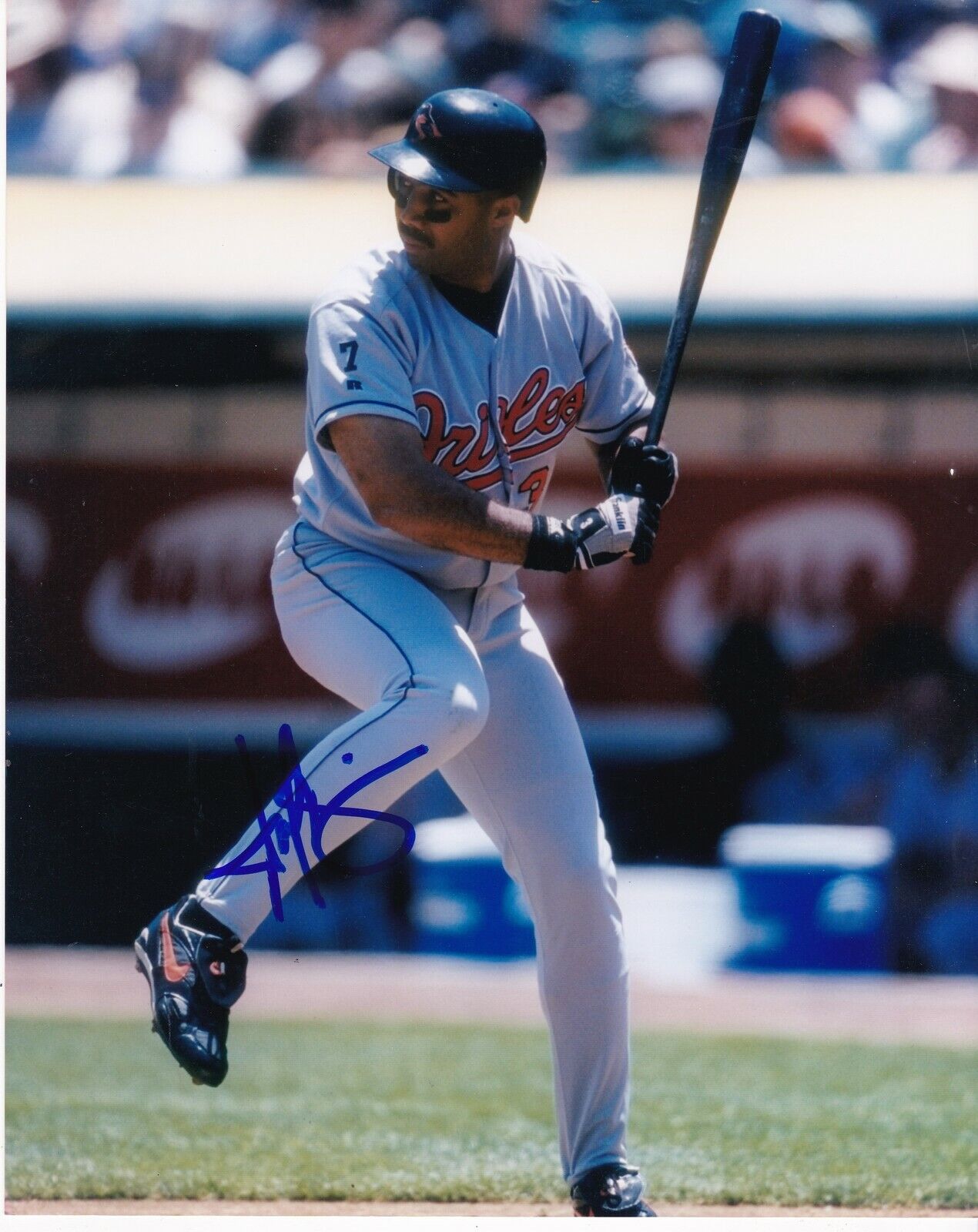 HAROLD BAINES BALTIMORE ORIOLES ACTION SIGNED 8x10