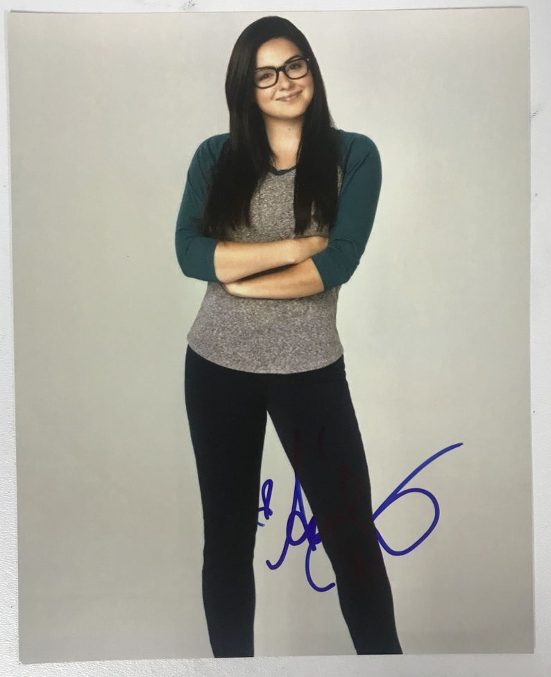 Ariel Winter Signed Autographed Modern Family