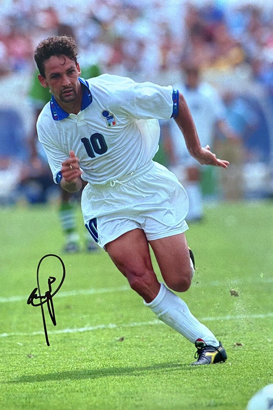 Roberto Baggio Genuine Hand Signed Italy 12x8 Photo Poster painting, See Proof