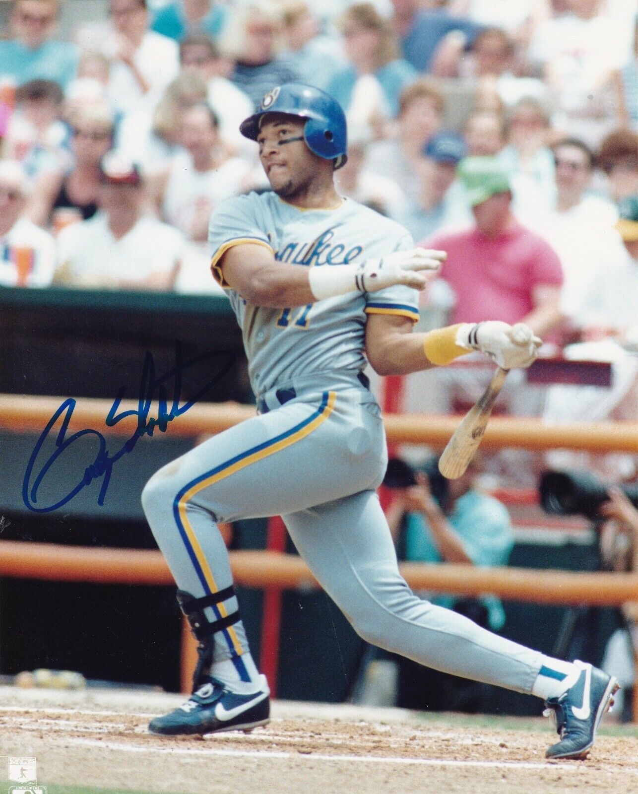 GARY SHEFFIELD MILWAUKEE BREWERS ACTION SIGNED 8x10