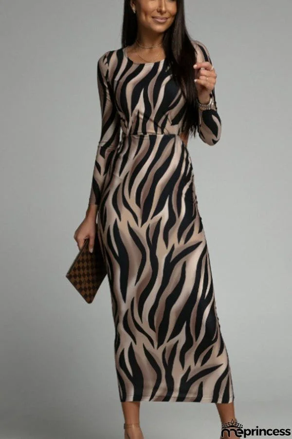 Round neck slim fit solid color slit backless waist dress
