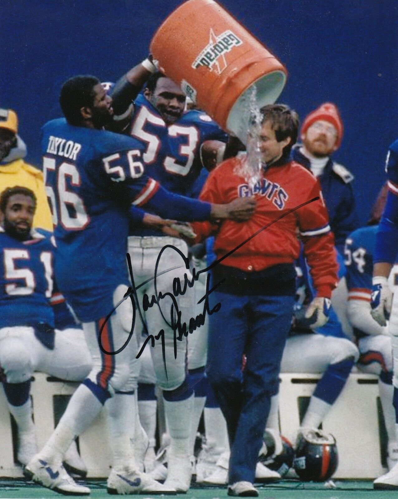 HARRY CARSON NEW YORK GIANTS ACTION SIGNED 8X10