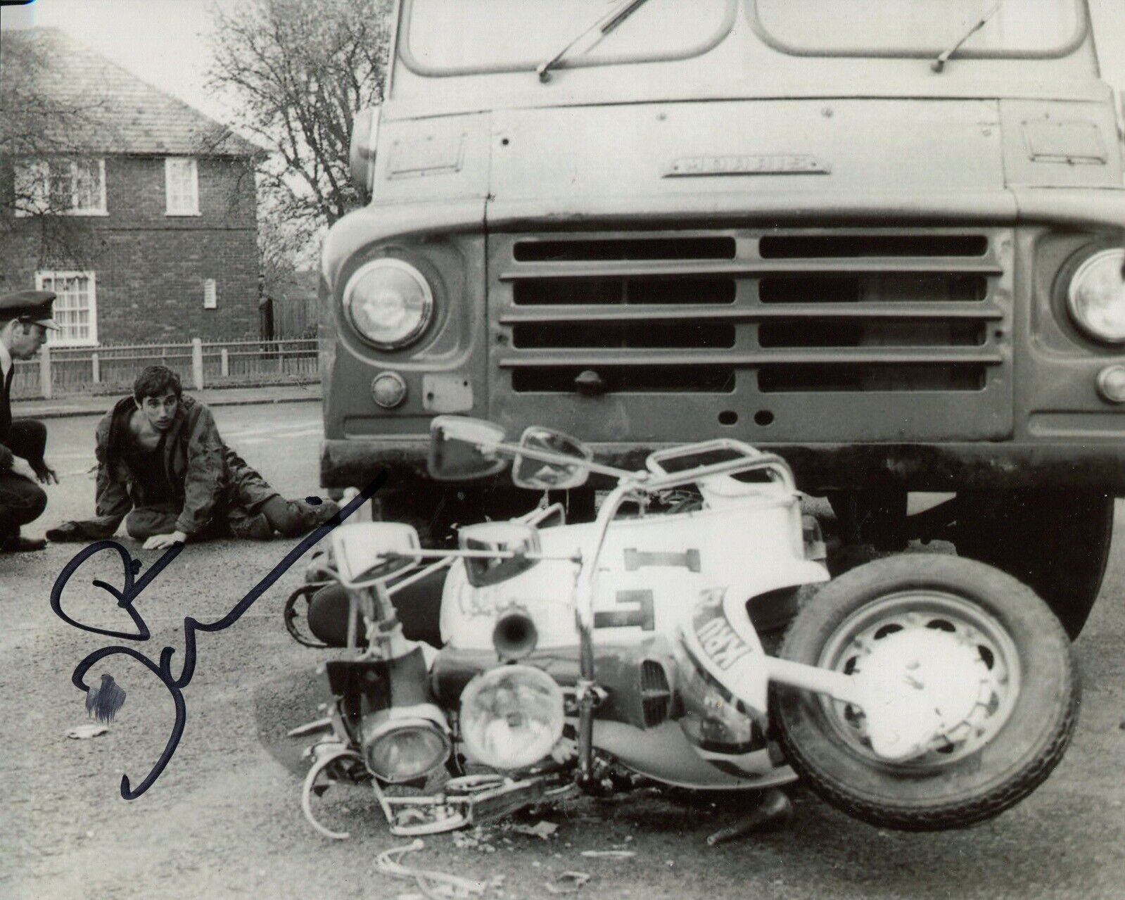 QUADROPHENIA 8x10 crash scene Photo Poster painting signed by Phil Daniels