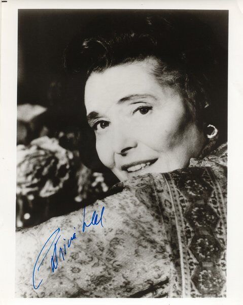 Patricia Neal 1926-2010 genuine autograph signed Photo Poster painting 8x10 inch