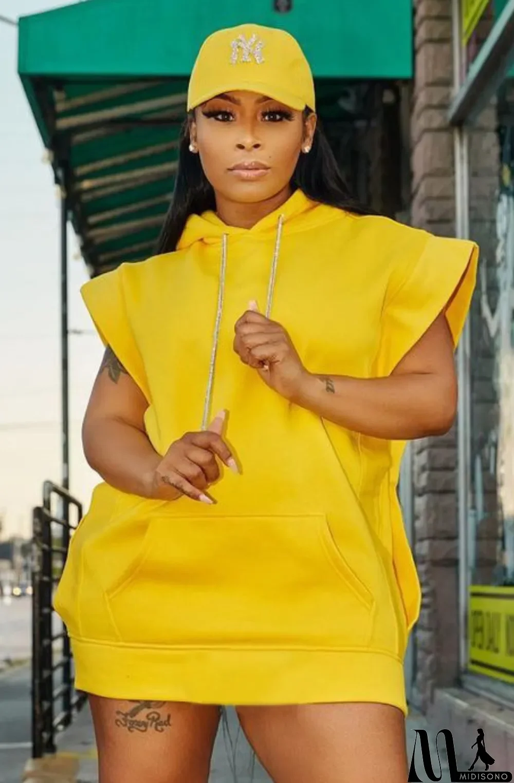 MidiSono - Spring Yellow Pocketed Sleeveless Hoody Sweatshirt Dress