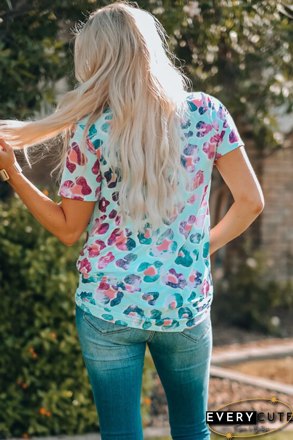 Leopard V Neck Short Sleeves T-Shirt