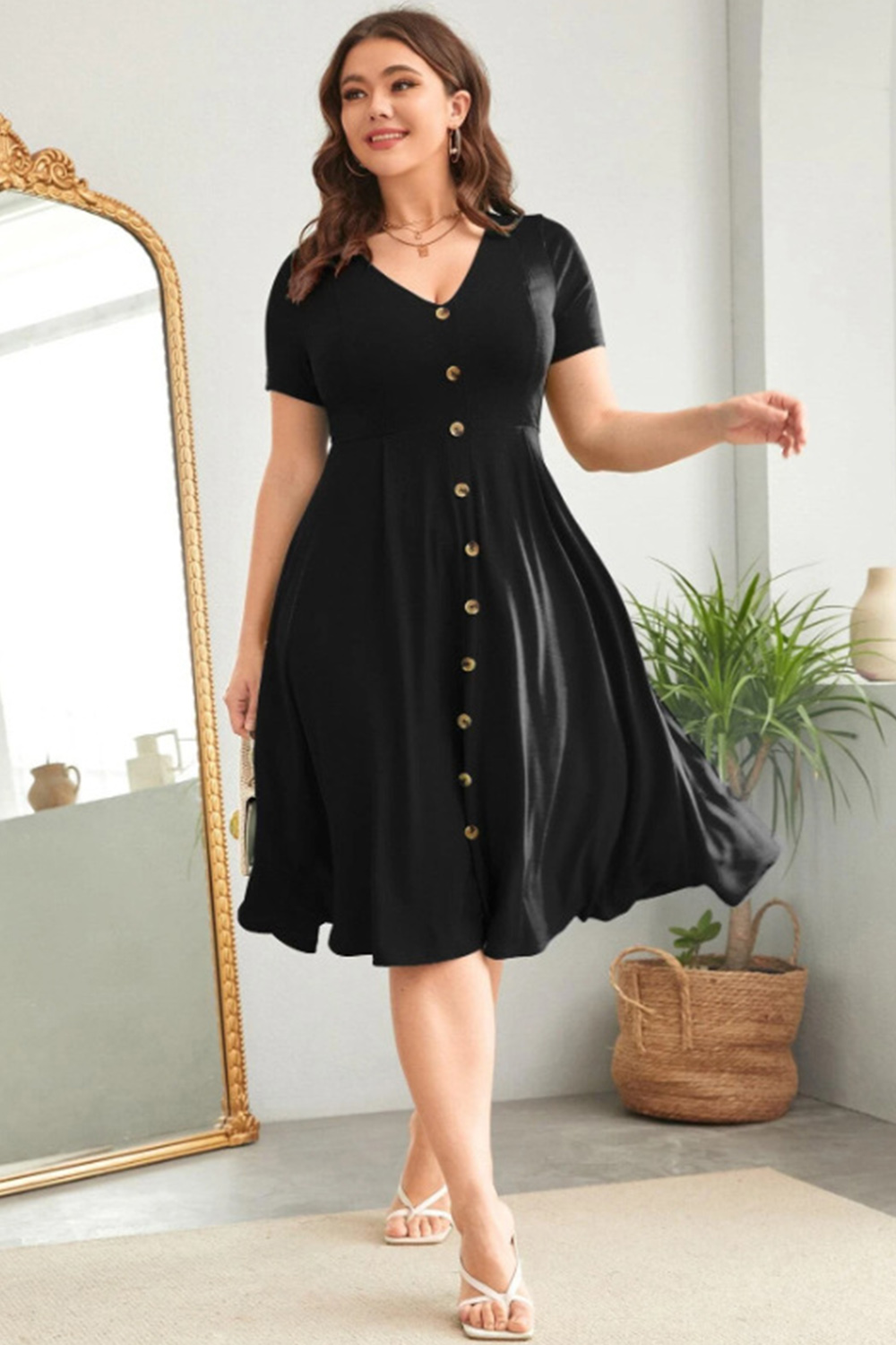 Plus Size Everyday Black Solid Button Short Sleeve Midi Dress 2024 - Flycurvy 