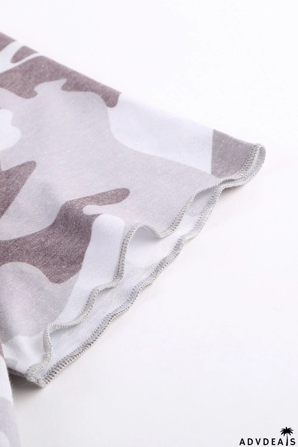 Women's Gray Camouflage Print Short Sleeve Tee