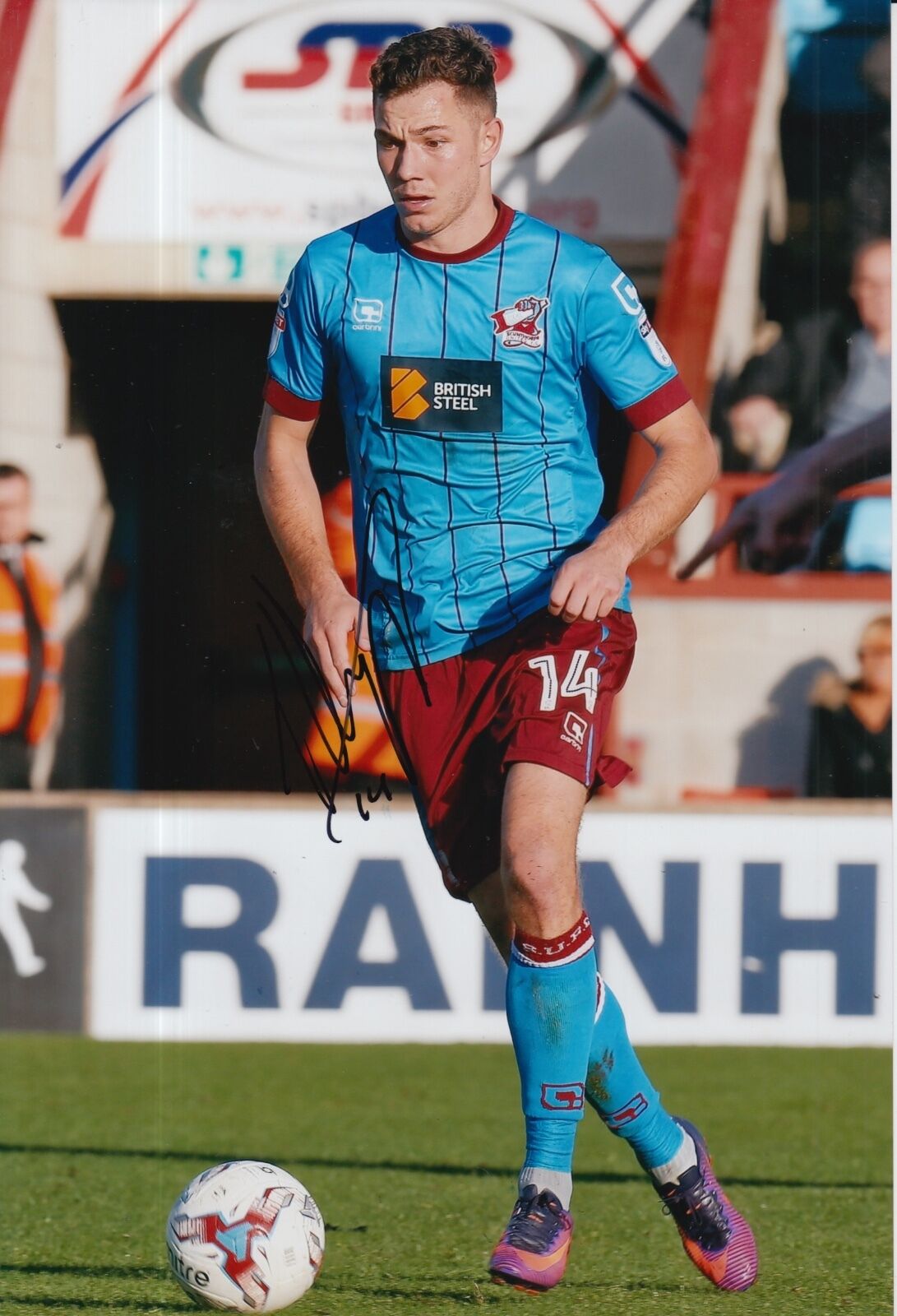 SCUNTHORPE UNITED HAND SIGNED TOM HOPPER 12X8 Photo Poster painting.