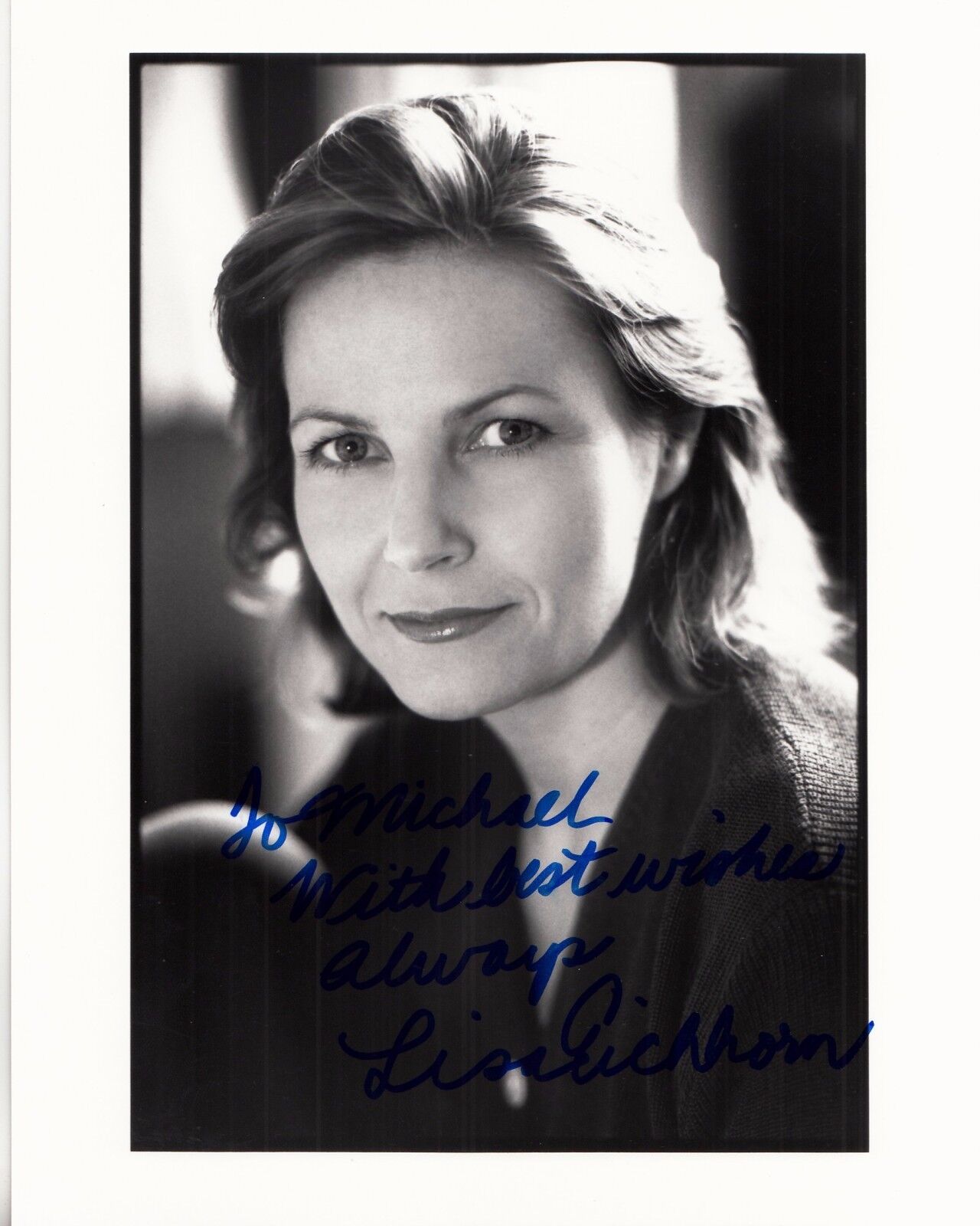 LISA EICHHORN hand-signed BEAUTIFUL YOUNG 8x10 CLOSEUP authentic w/ UACC RD COA