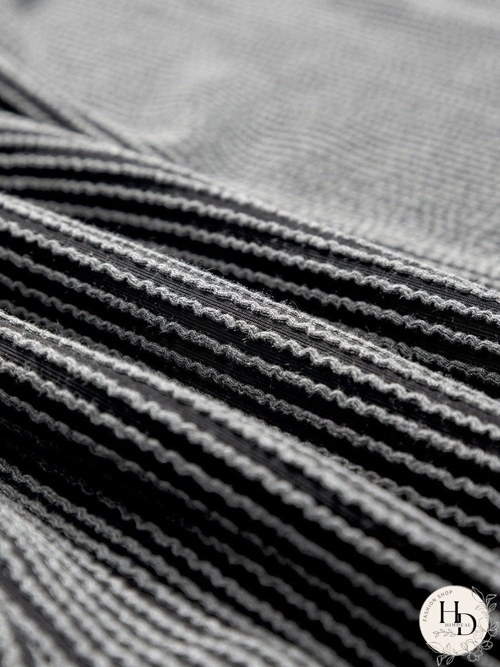 Chic Carbon Grey Ribbed Two-Piece Set with Exposed Seams
