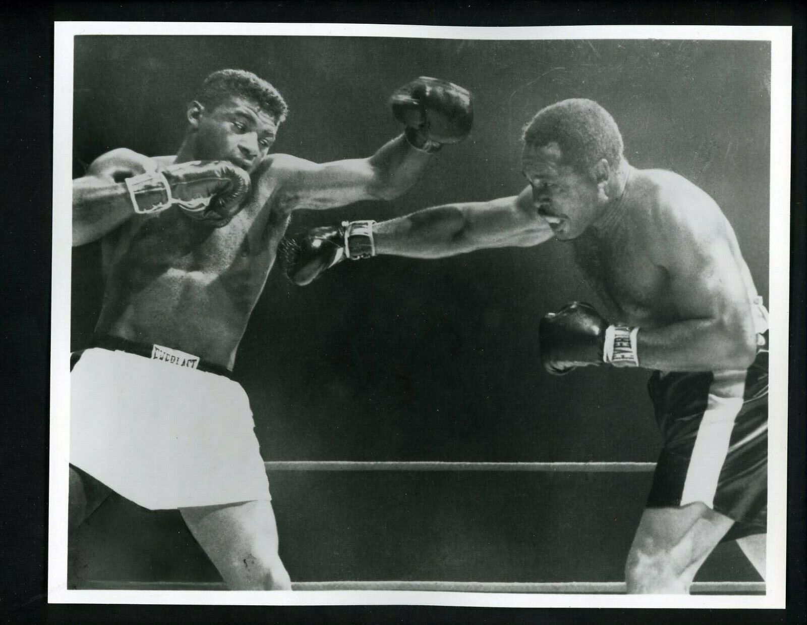 Floyd Patterson vs. Archie Moore for heavyweight title 1956 Type IV Press Photo Poster painting