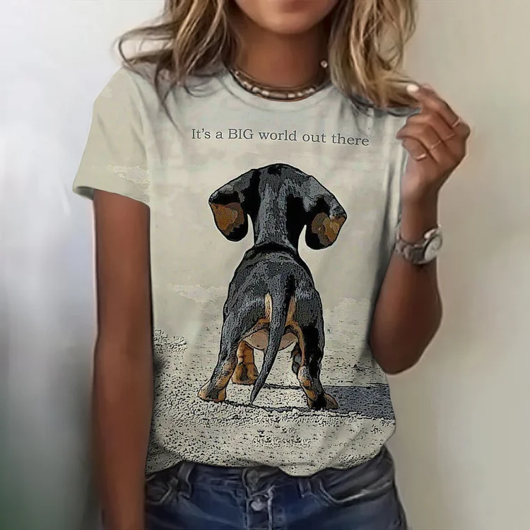 It's A Big World Out There Dog Print T-shirt