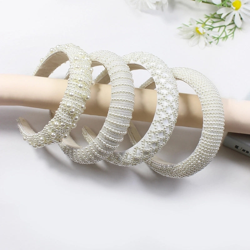 Women’s Elegant Lady Geometric Plastic Sponge Inlay Artificial Pearls Hair Band