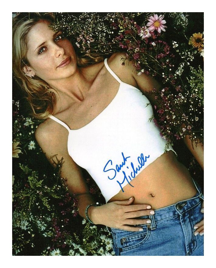 SARAH MICHELLE GELLAR AUTOGRAPHED SIGNED A4 PP POSTER Photo Poster painting PRINT 19