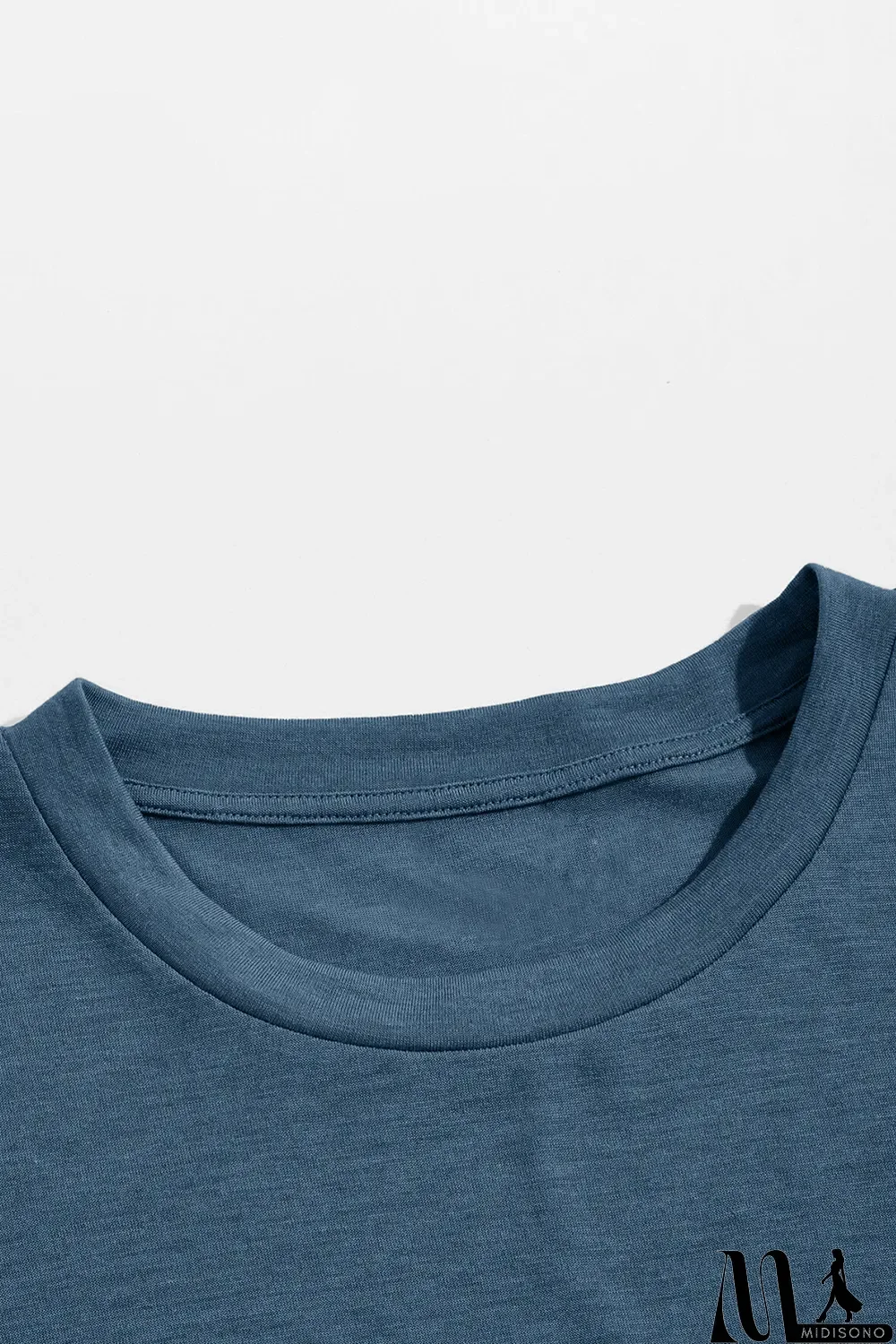 MidiSono - Blue Solid Basic Crewneck Short Sleeve Men's T-shirt