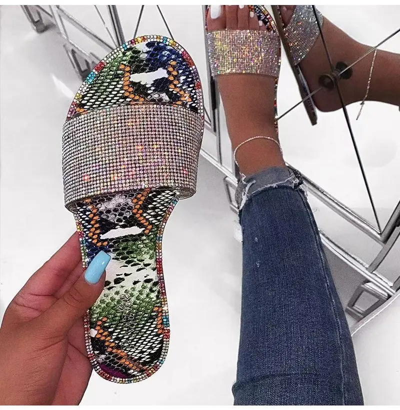 Women's Slippers 2020 Summer New Style Bright Flat Bottom Drag Shoes Women's Sandals Slippers