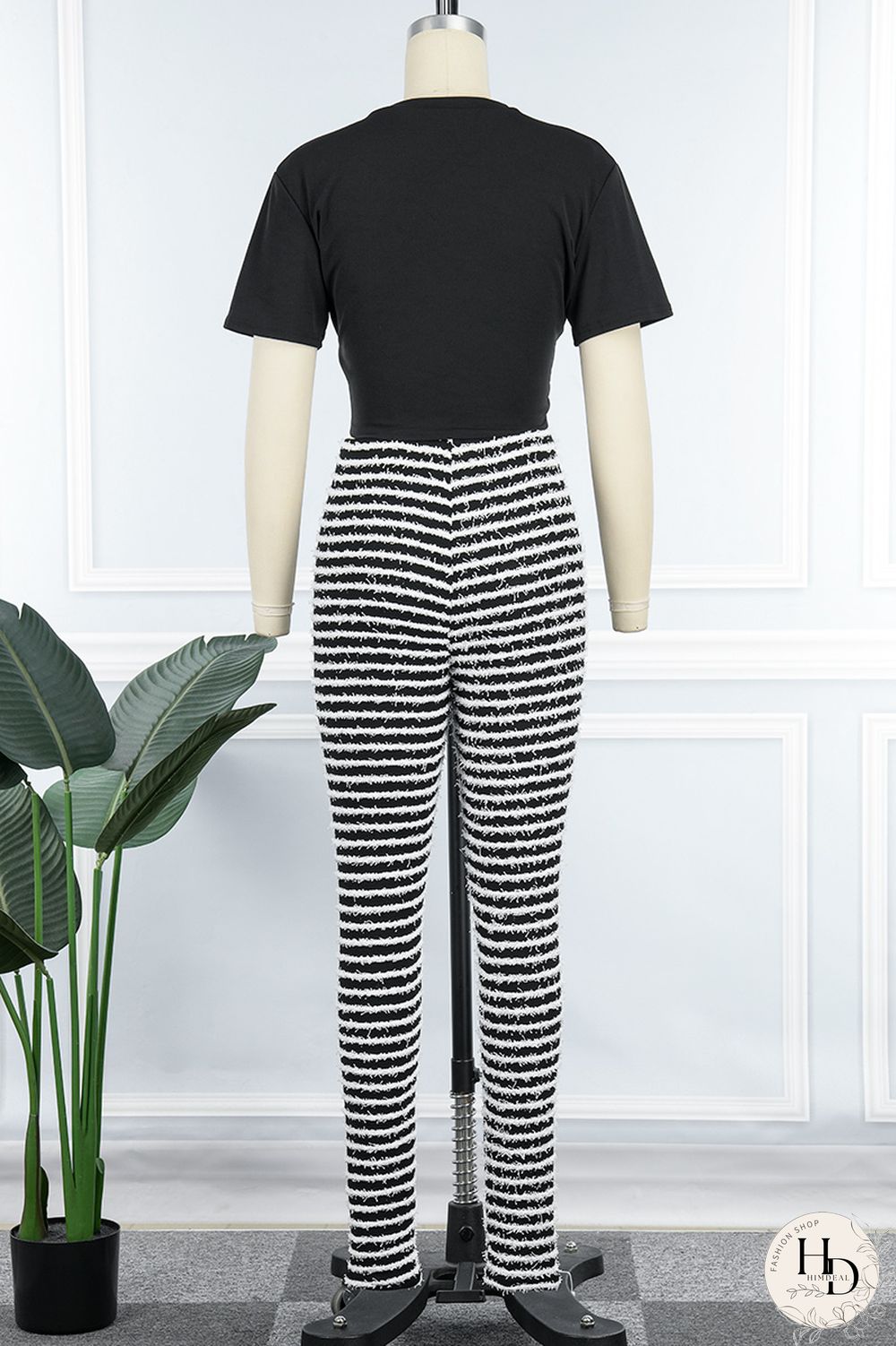 White Sexy Casual Street Striped Pocket Frenulum V Neck Short Sleeve Two Pieces