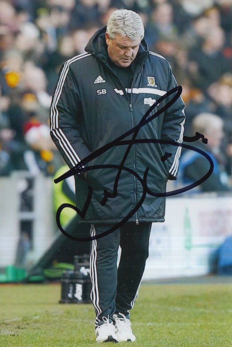 HULL CITY HAND SIGNED STEVE BRUCE 6X4 Photo Poster painting.