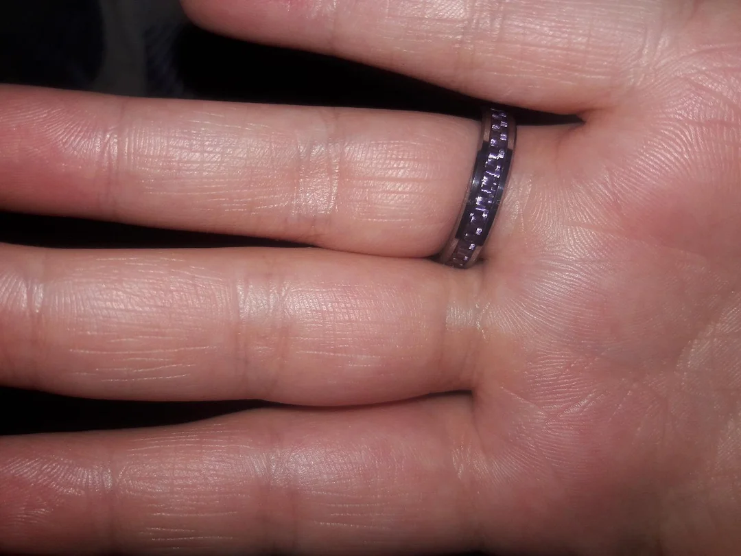 4MM 6MM 8MM Women's Tungsten Carbide Purple Carbon Fiber Inlay Wedding Bands
