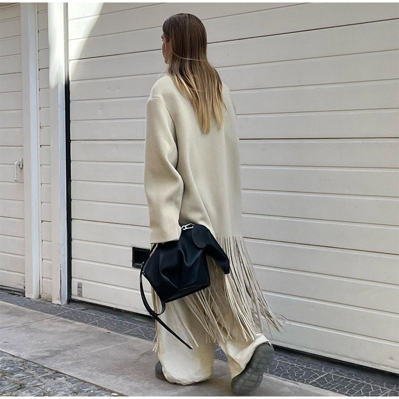 2023 Women's Tassel Wool Fringe Coat - Elegant and Warm Winter Overcoat. Vestes Novas 