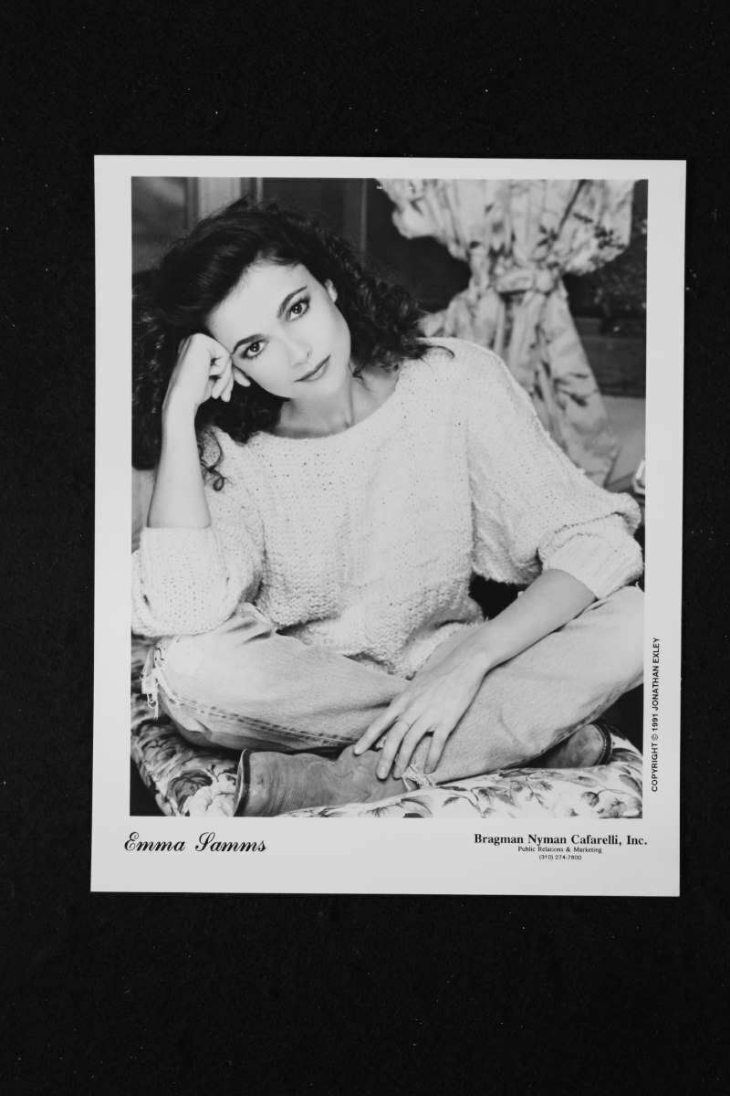 Emma Samms - 8x10 Headshot Photo Poster painting - Dynasty