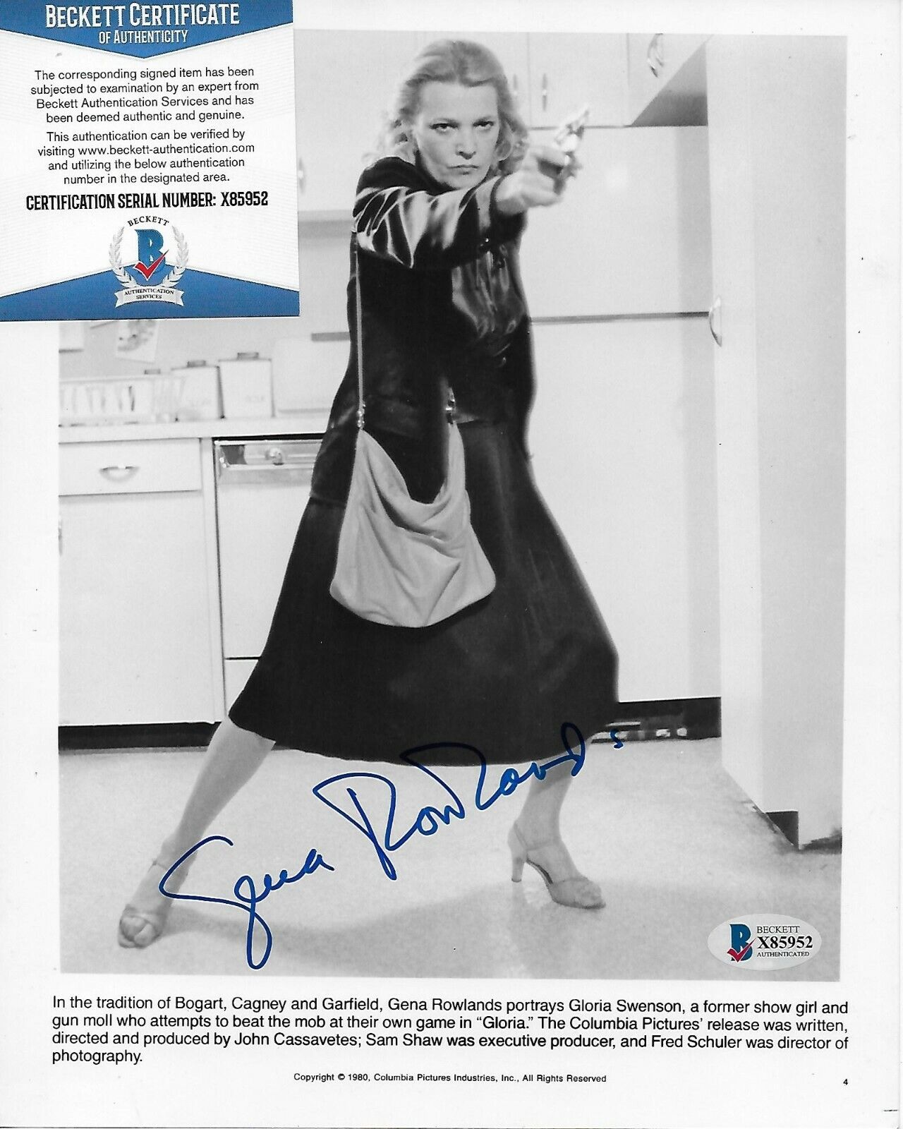 Gena Rowlands Gloria Original Autographed 8X10 Photo Poster painting w/Beckett COA