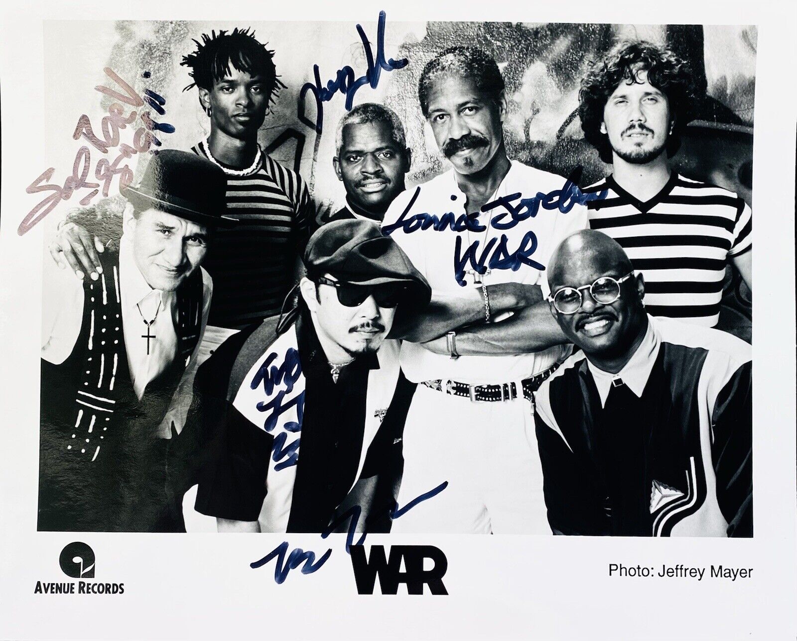 Funk Band War LONNIE JORDAN And Band Signed 8x10 Promo Photo Poster paintinggraph Autograph RARE