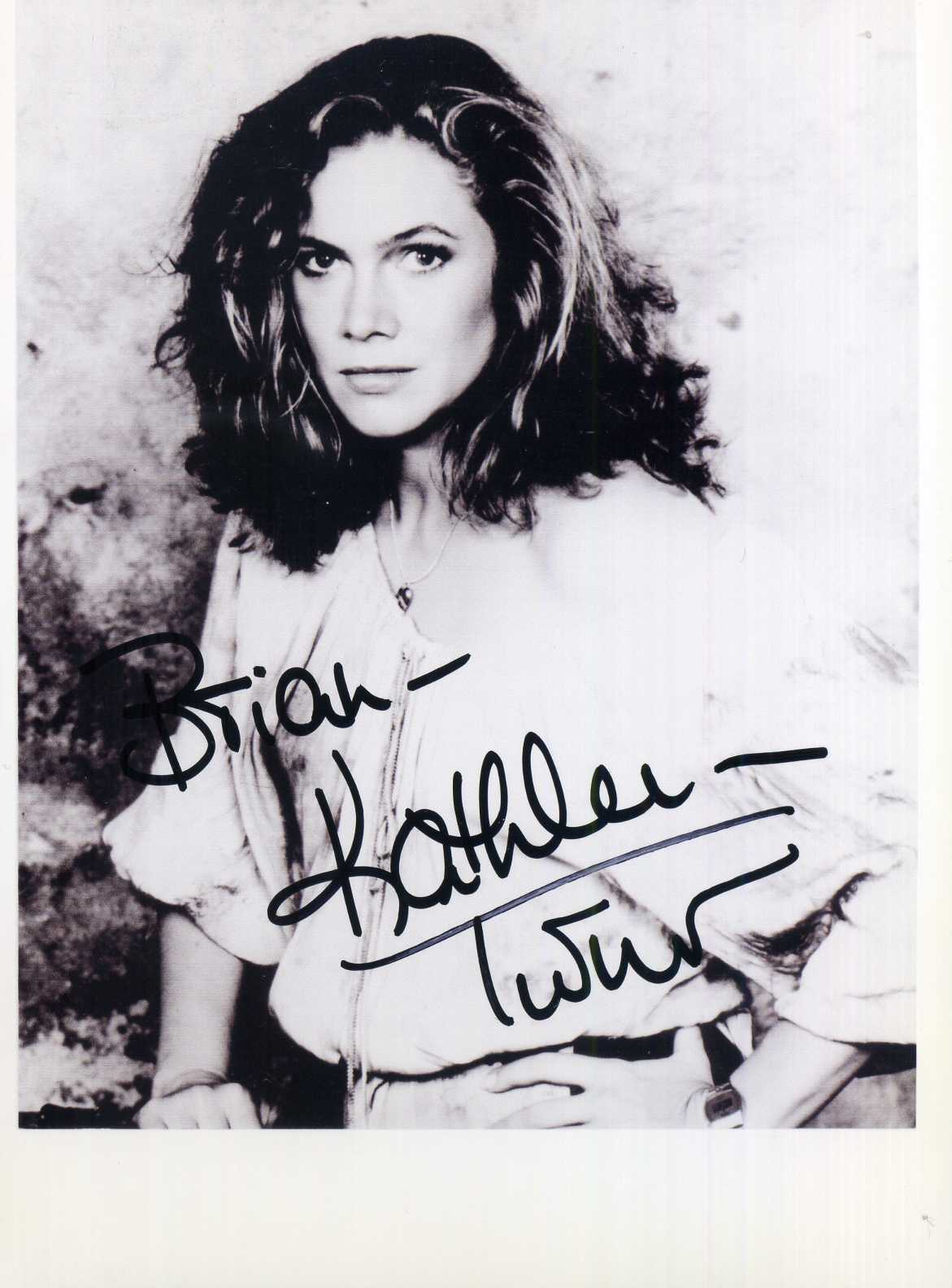 KATHLEEN TURNER Signed Photo Poster paintinggraph - Film Star Actress - preprint