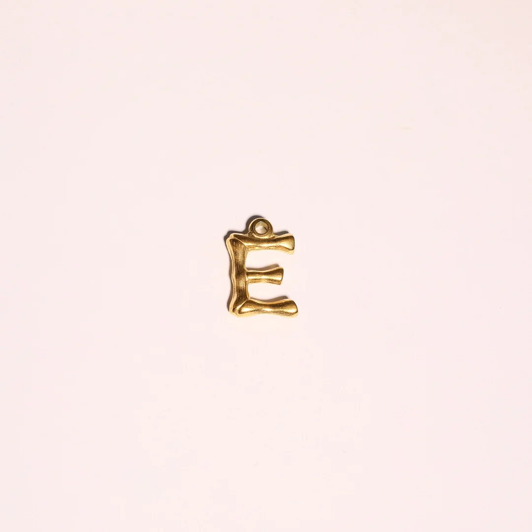 Women's Beach Conch Shell Pendant Necklace