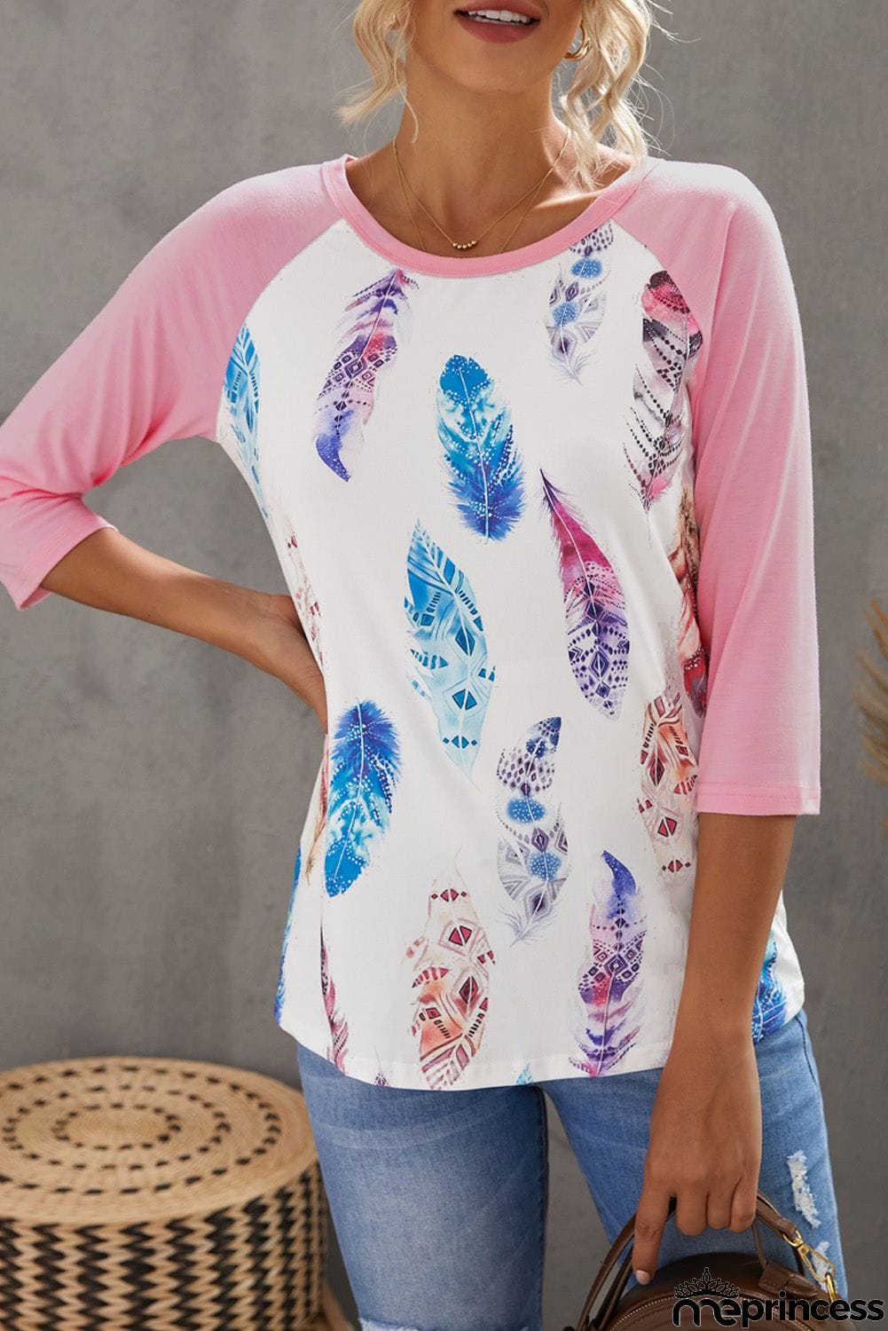 Feather Print 3/4 Raglan Sleeve Top