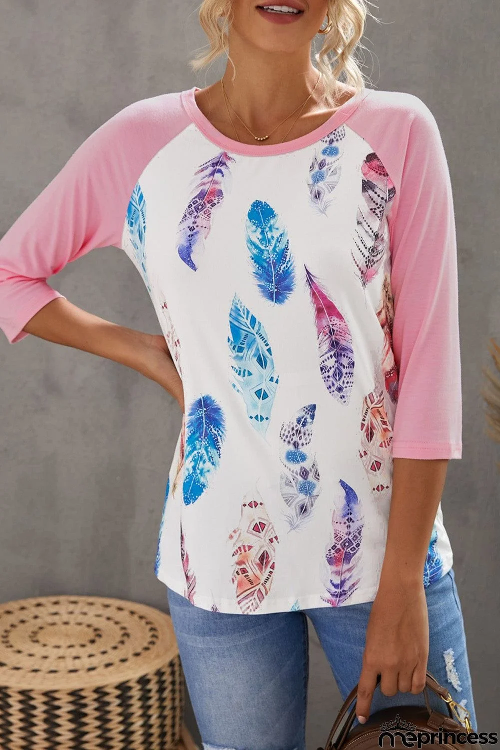 Feather Print 3/4 Raglan Sleeve Top