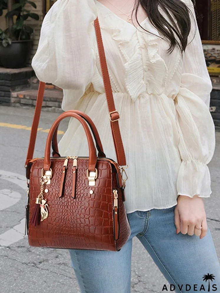 Crocodile Embossed Cat & Tassel Decor Square Bag