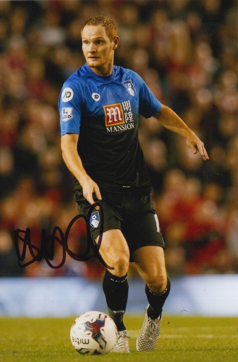 BOURNEMOUTH HAND SIGNED SHAUN MACDONALD 6X4 Photo Poster painting 1.