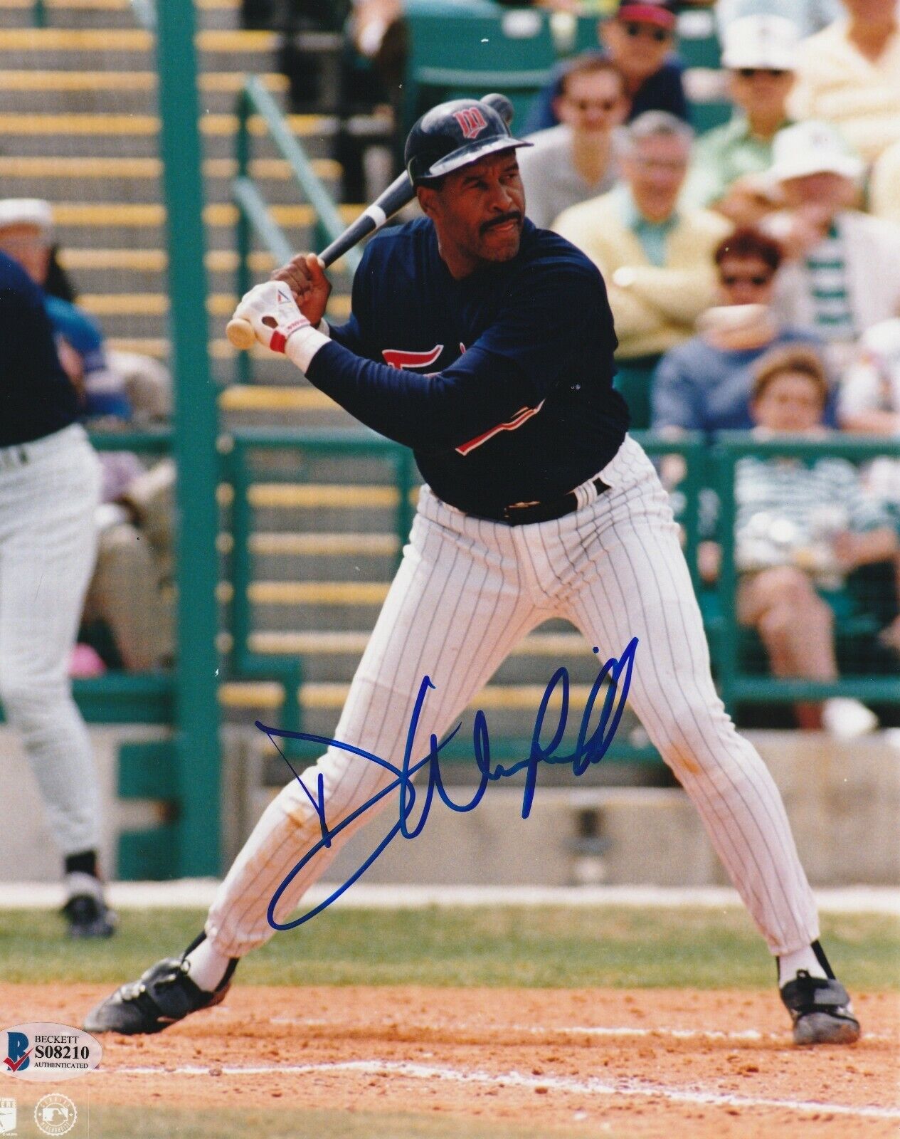 DAVE WINFIELD Signed Minnesota TWINS 8x10 Photo Poster painting w/ Beckett COA