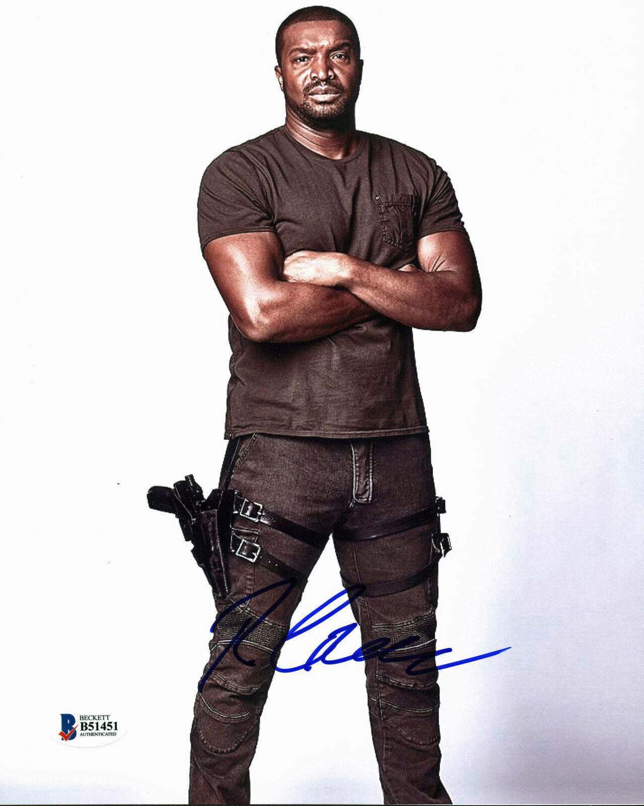 Roger Cross Dark Matter Authentic Signed 8X10 Photo Poster painting Autographed BAS #B51451