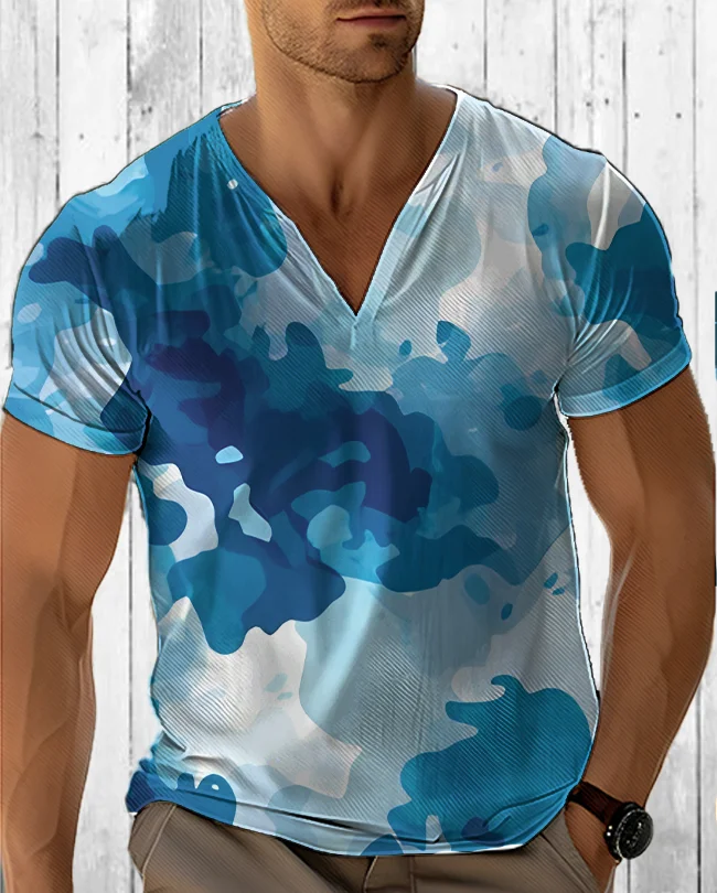 Men's Blue Camo Pattern Print Casual V Neck T-Shirt