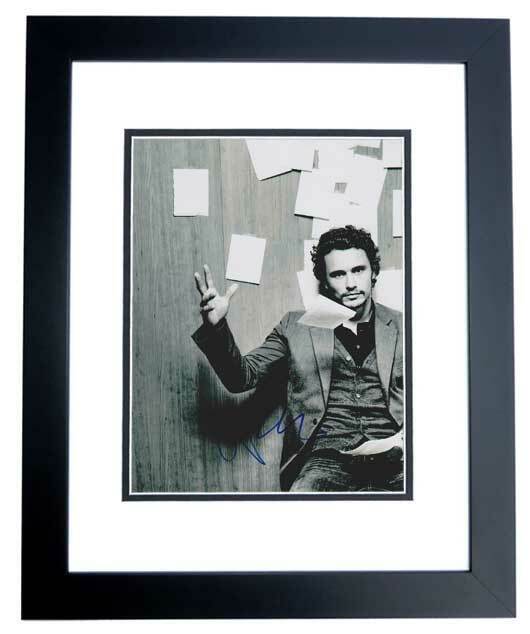 James Franco Signed - Autographed B+W 8x10 inch Photo Poster painting with Certificate - FRAMED