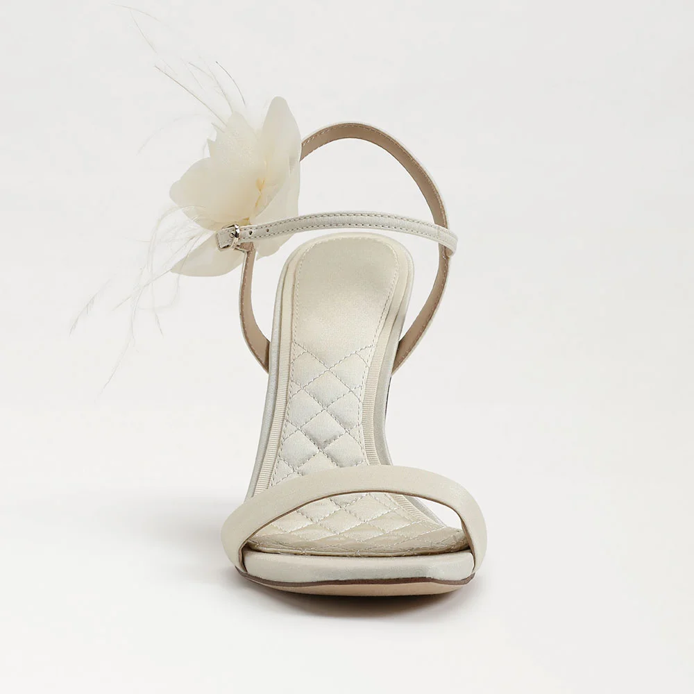 Satin Floral Decor Flared Heel Square Toe Women's Sandals in White