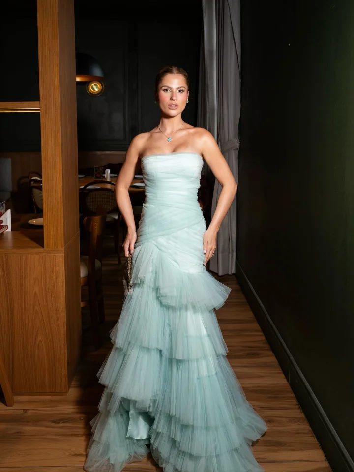Lussooy Stunning Straight Across Sleeveless Tulle Mermaid Evening Dress
