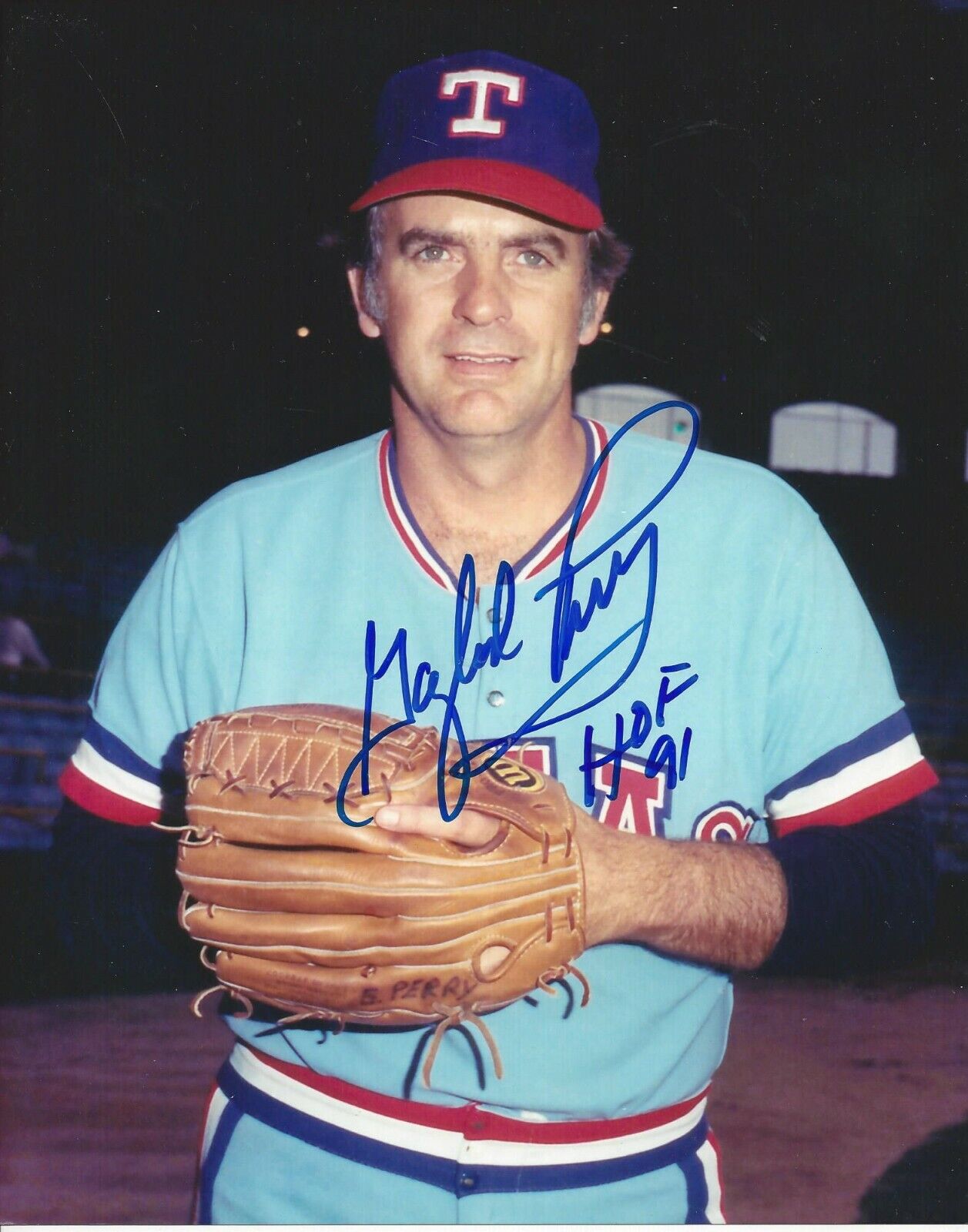 Gaylord Perry Autographed 8x10 Texas RangersHOF #2