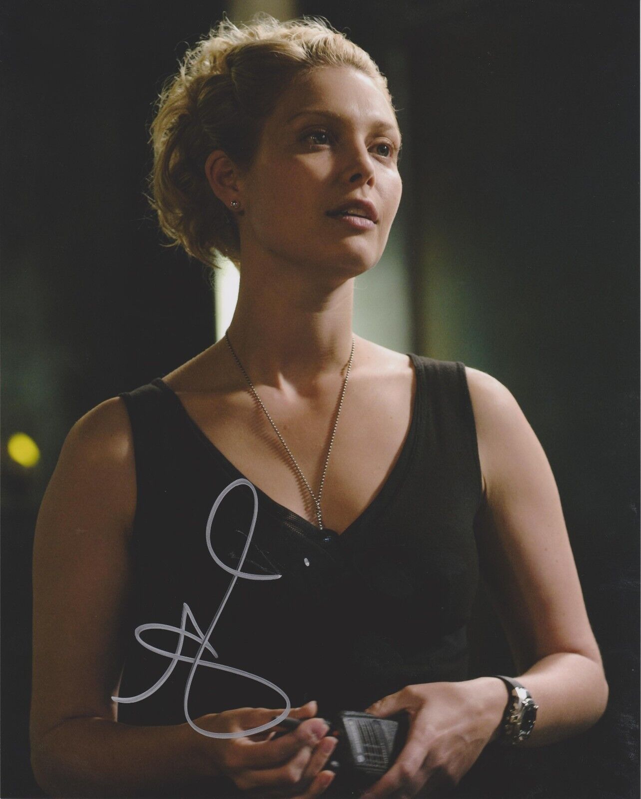 Alaina Huffman Signed 8x10 Photo Poster painting - SGU Stargate Universe BABE - RARE!!! #3