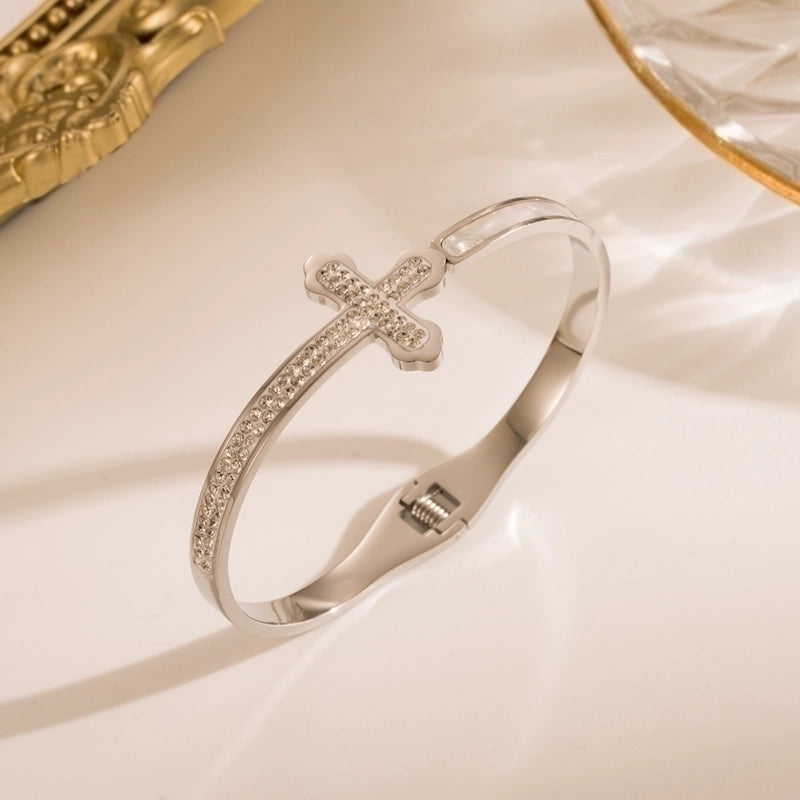 Fashion Devil’s Eye Stainless Steel Gold Plated Rhinestones Gold Plated Bangle