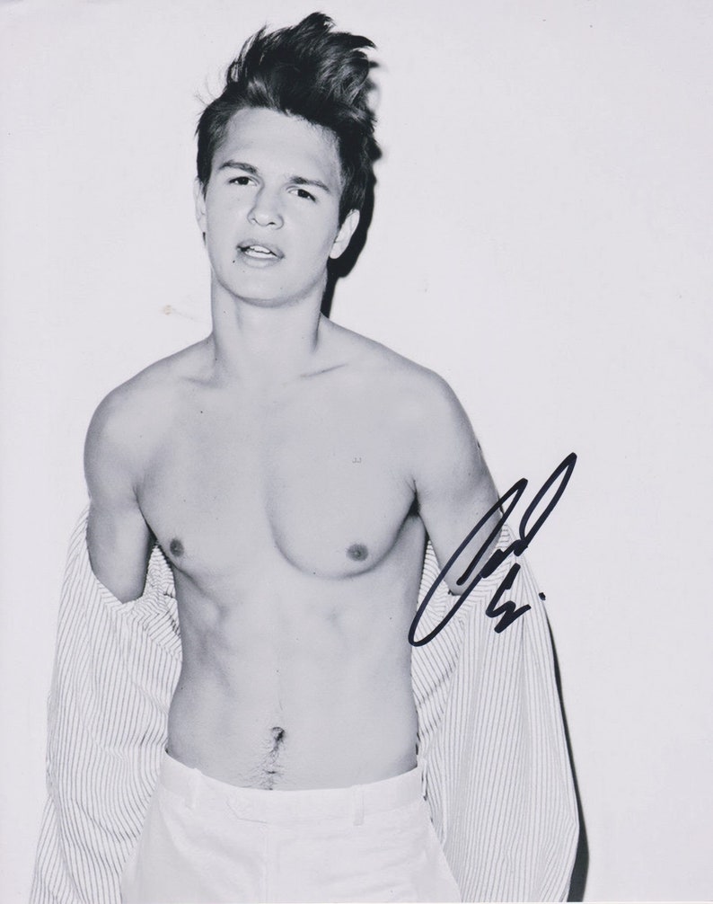 Ansel Elgort Signed Autographed Glossy 8x10 Photo Poster painting - COA Matching Holograms