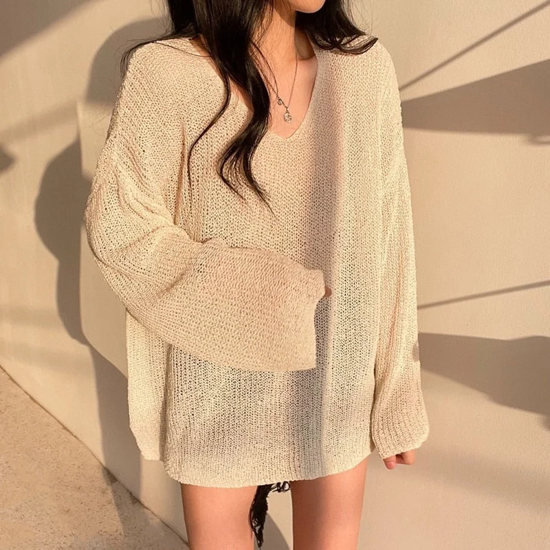 Autumn 2021 White Blouse Hollow Out Sunscreen Sweater Loose Lady Tops V-neck Sweater Summer Sunscreen Blouse New Chic 15734